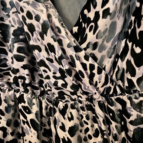 H&M Sleeveless Flocked Velvet Dress |Size 10| - Picture 5 of 6